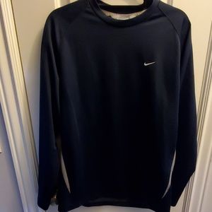 Longsleeve Nike dri fit excercise shirt